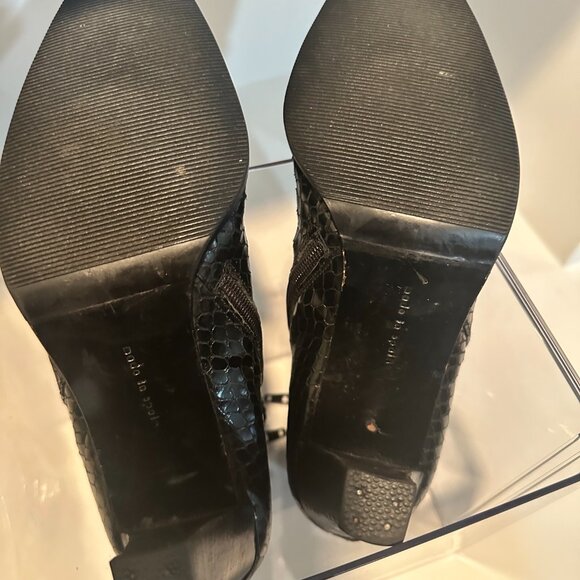 Vintage Y2K Calvin Klein Black Snakeskin Ankle Boots, Size 7M - Picture 14 of 16